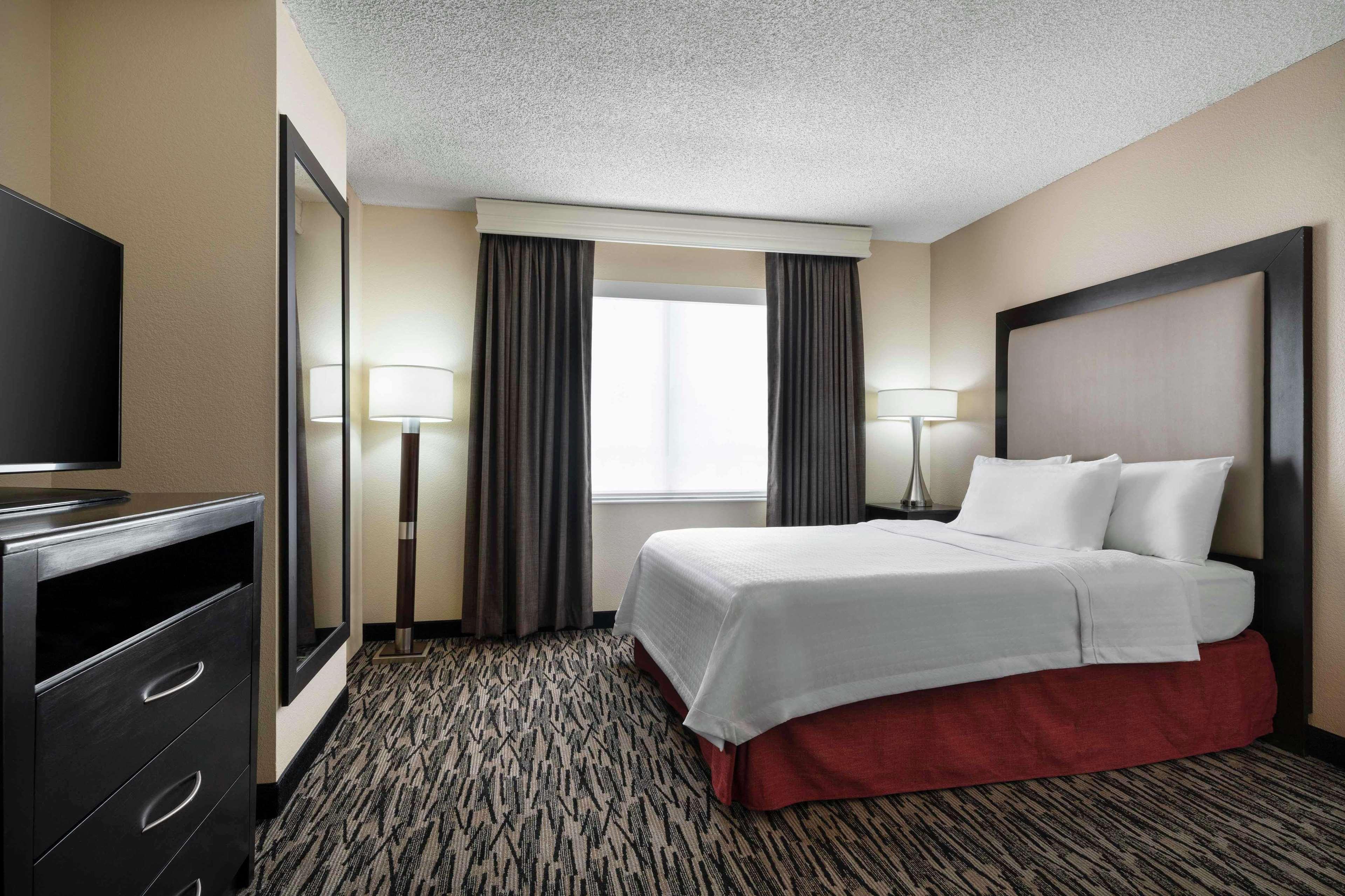 Homewood Suites By Hilton-Anaheim Garden Grove Exterior photo